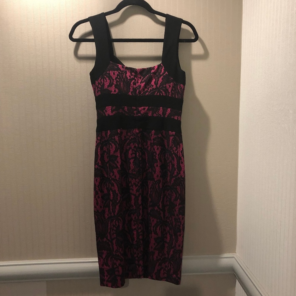 Eye-catching Cocktail Dress - Picture 2 of 3